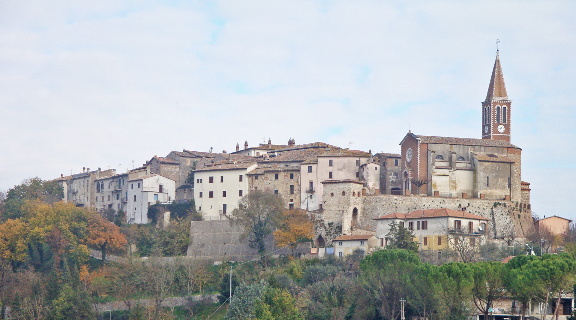 Acquasparta and the Roman ruins of Carsulae