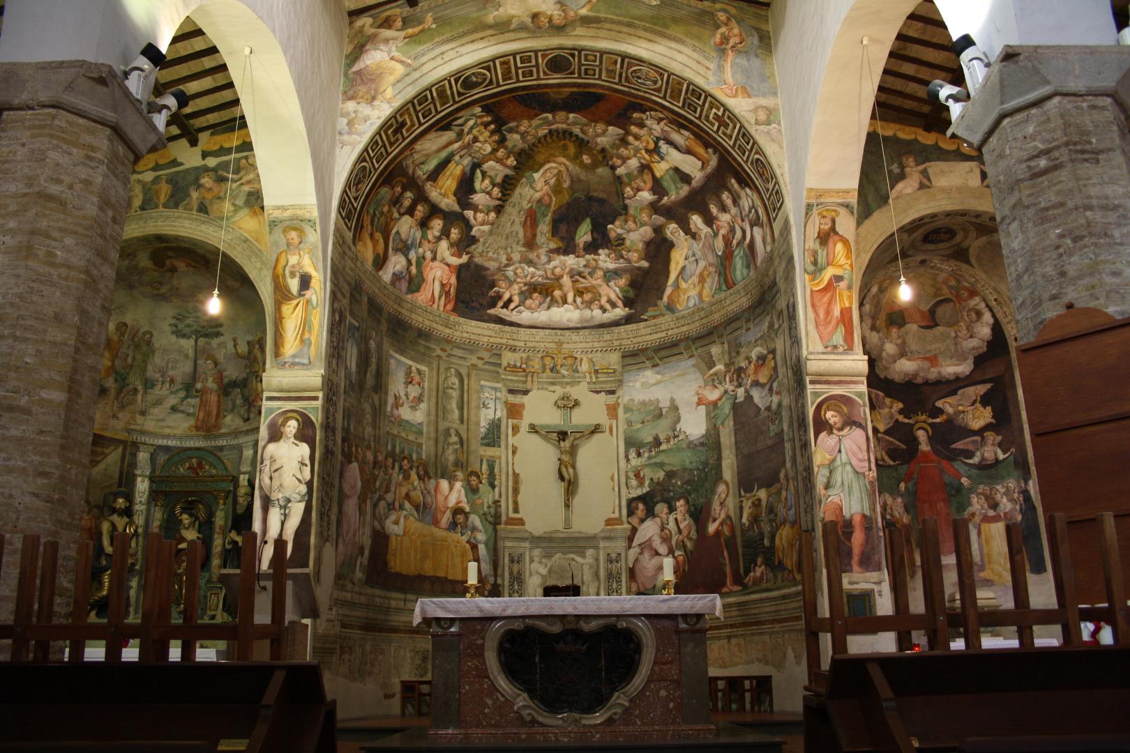 Arrone zwischen Kunst, Kultur und Abenteuersport