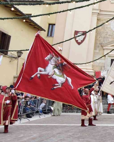 Festa di San Pancrazio - Sbandieratori in piazza