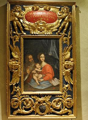 Ein manieristisches Gemälde des 16. Jahrhunderts, das die Heilige Familie darstellt, in einem schönen originalen Rahmen mit Goldblatt-Verzierung.