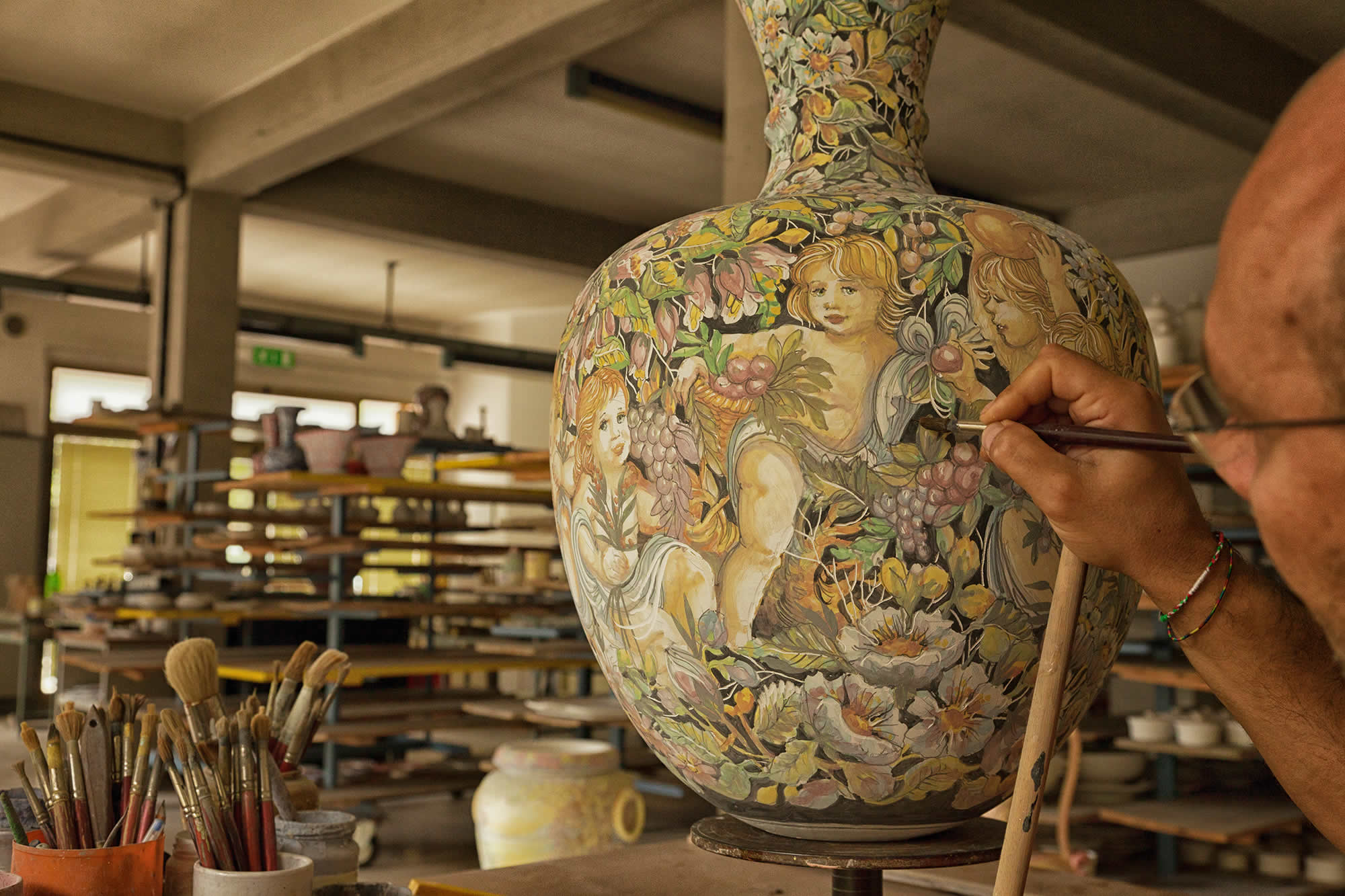 The ceramics of Gubbio
