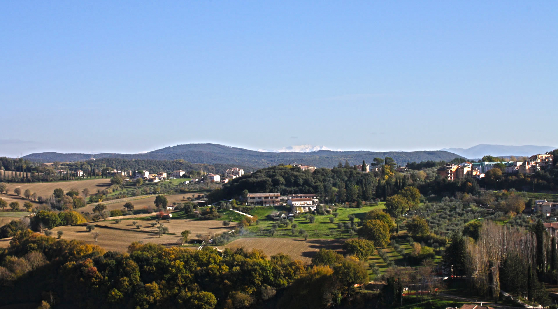 Amelia, panorama